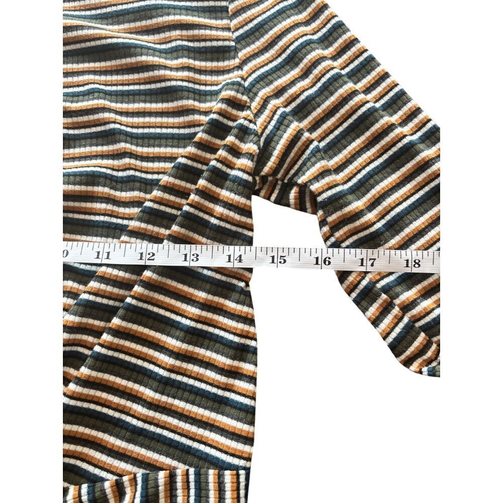 Gaze Women's Cropped Stripped Multicolor Top - Picture 4 of 7